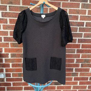 Plaid / Crochet sleeve dress